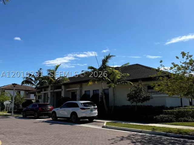 3-bedroom home for rent in Miami - 20761 NE 2nd Ct - MondialRealty