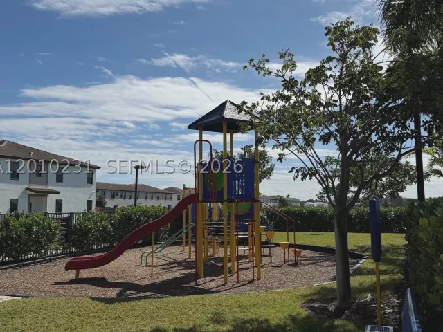 3-bedroom home for rent in Miami - 20761 NE 2nd Ct - MondialRealty