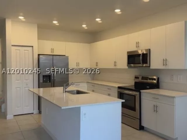 5-bedroom home for rent in Homestead -  - MondialRealty