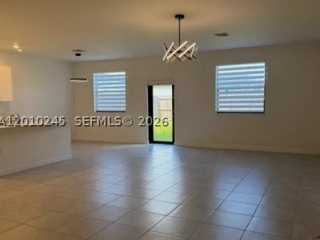 5-bedroom home for rent in Homestead -  - MondialRealty