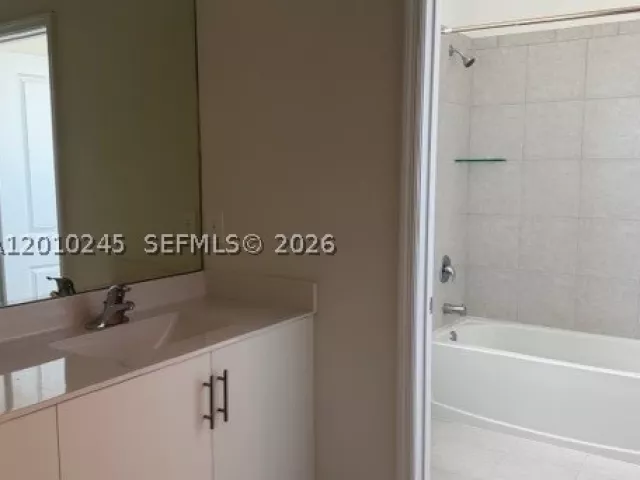 5-bedroom home for rent in Homestead -  - MondialRealty