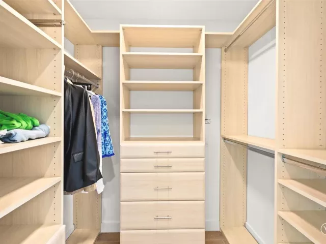 1-bedroom condo for rent in Pompano Beach - 900 N Ocean Boulevard 305 - MondialRealty