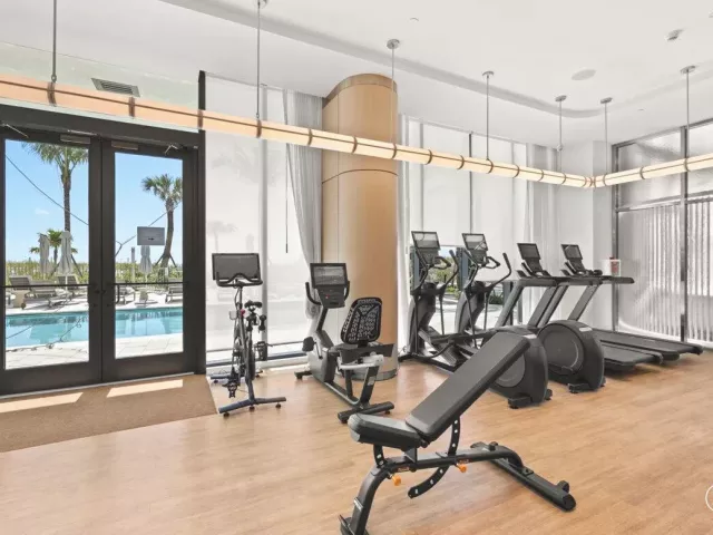 1-bedroom condo for rent in Pompano Beach - 900 N Ocean Boulevard 305 - MondialRealty