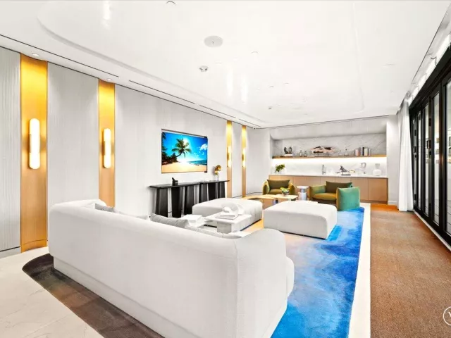 1-bedroom condo for rent in Pompano Beach - 900 N Ocean Boulevard 305 - MondialRealty