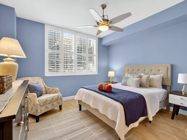 2-bedroom condo for sale in Fort Lauderdale - 350 SE 2nd Street 1030 - MondialRealty