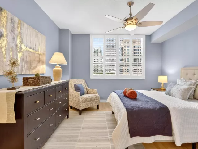 2-bedroom condo for sale in Fort Lauderdale - 350 SE 2nd Street 1030 - MondialRealty