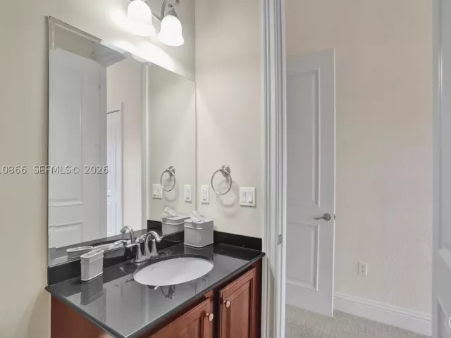5-bedroom home for sale in Homestead - 31310 SW 215th Ave - MondialRealty