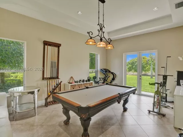 5-bedroom home for sale in Homestead - 31310 SW 215th Ave - MondialRealty
