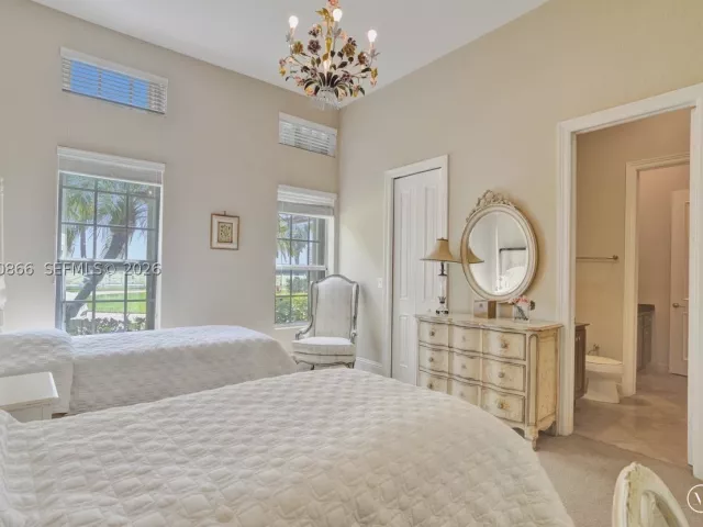 5-bedroom home for sale in Homestead - 31310 SW 215th Ave - MondialRealty