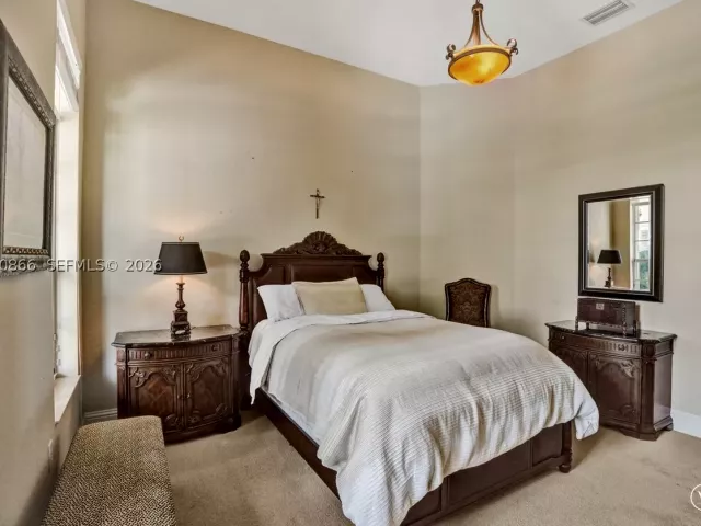 5-bedroom home for sale in Homestead - 31310 SW 215th Ave - MondialRealty