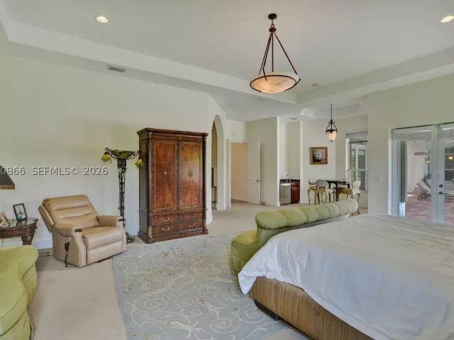 5-bedroom home for sale in Homestead - 31310 SW 215th Ave - MondialRealty