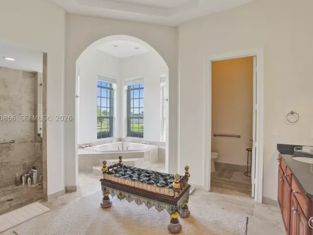 5-bedroom home for sale in Homestead - 31310 SW 215th Ave - MondialRealty