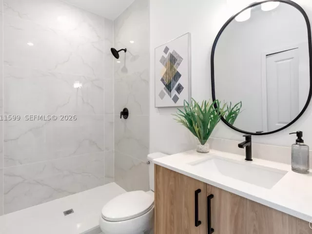 3-bedroom home for sale in Homestead - 13365 SW 265th Terr - MondialRealty