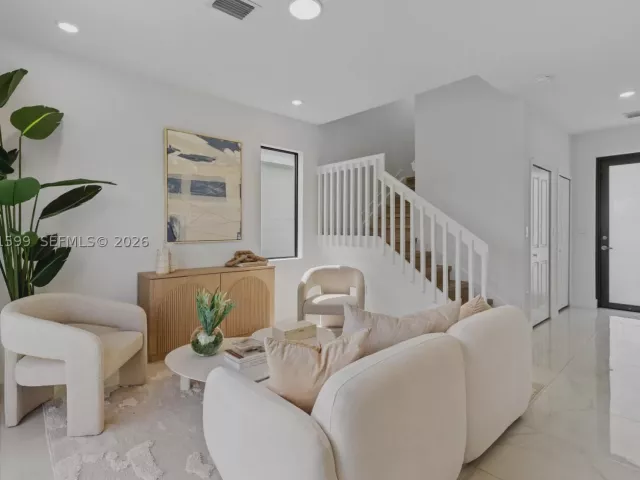 3-bedroom home for sale in Homestead - 13365 SW 265th Terr - MondialRealty