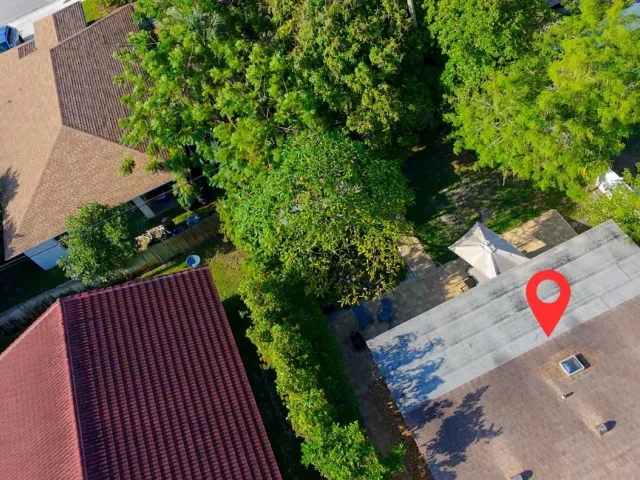 4-bedroom home for sale in West Palm Beach - 429 Summa Street - MondialRealty