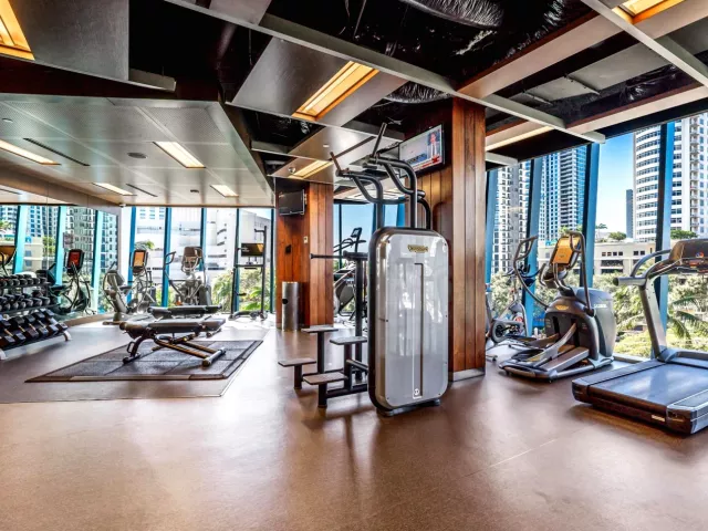 1-bedroom condo for rent in Fort Lauderdale - 333 Las Olas Way 404 - MondialRealty