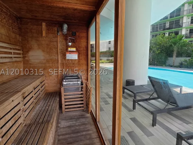 2-bedroom condo for sale in Miami - 488 NE 18th St 301 - MondialRealty