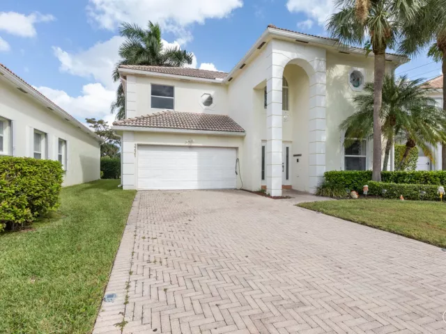5-bedroom home for rent in West Palm Beach - 3221 El Camino - MondialRealty