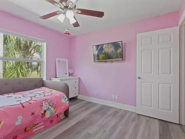 5-bedroom home for rent in West Palm Beach - 3221 El Camino - MondialRealty