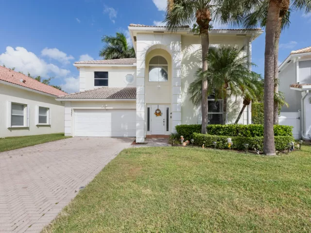 5-bedroom home for rent in West Palm Beach - 3221 El Camino - MondialRealty