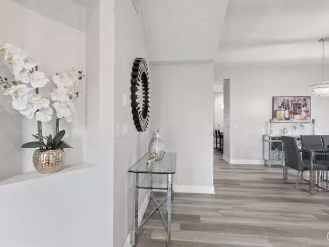 5-bedroom home for rent in West Palm Beach - 3221 El Camino - MondialRealty