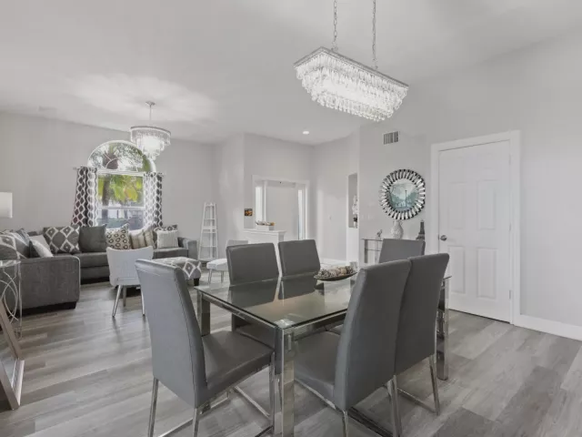5-bedroom home for rent in West Palm Beach - 3221 El Camino - MondialRealty
