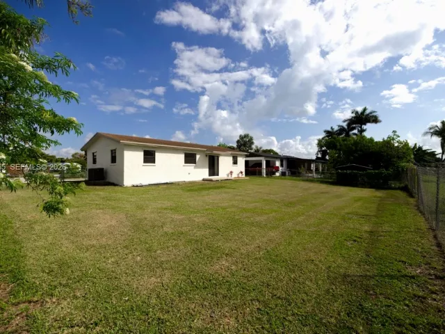 4-bedroom home for sale in Homestead - 29935 SW 143rd Ct - MondialRealty