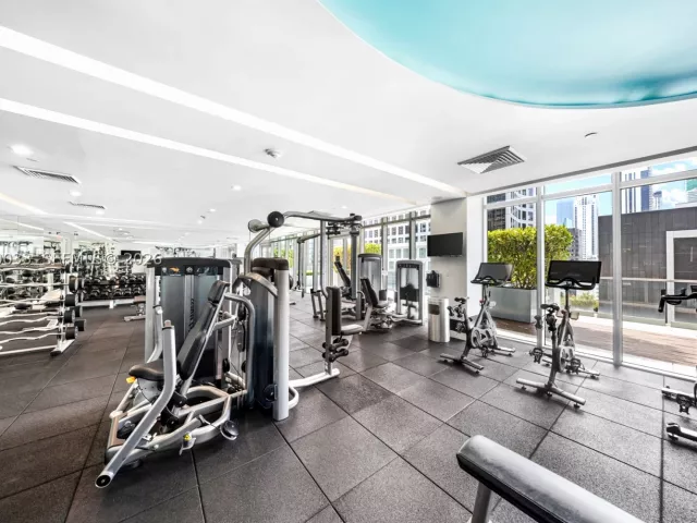 2-bedroom condo for sale in Miami - 500 Brickell Ave 3707 - MondialRealty