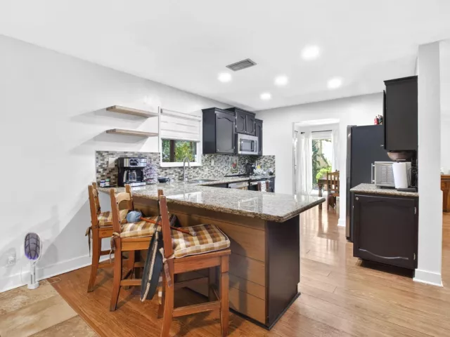 3-bedroom home for sale in Boca Raton - 22859 N Sandalfoot Boulevard - MondialRealty