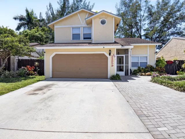 3-bedroom home for sale in Boca Raton - 22859 N Sandalfoot Boulevard - MondialRealty
