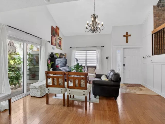 3-bedroom home for sale in Boca Raton - 22859 N Sandalfoot Boulevard - MondialRealty