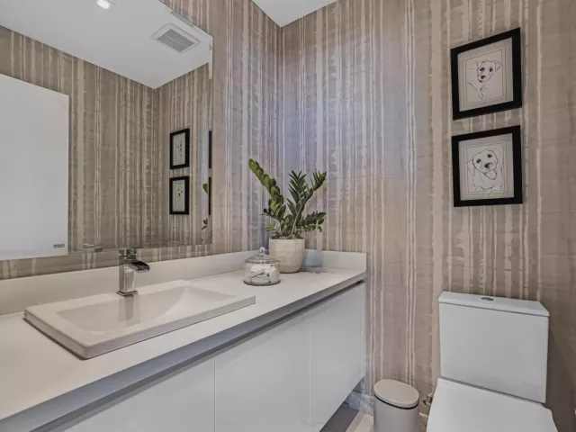 3-bedroom condo for rent in Fort Lauderdale - 701 N Fort Lauderdale Beach Boulevard 406 - MondialRealty