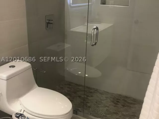2-bedroom condo for rent in Hallandale Beach - 2030 S Ocean Dr 1706 - MondialRealty