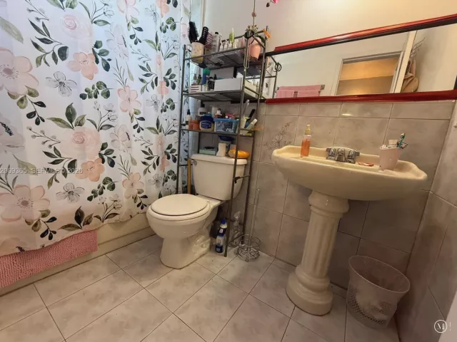 4-bedroom home for sale in Homestead - 25835 SW 131st Ct - MondialRealty