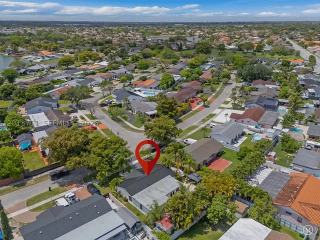 3-bedroom home for sale in Miami - 6651 SW 148th Court - MondialRealty