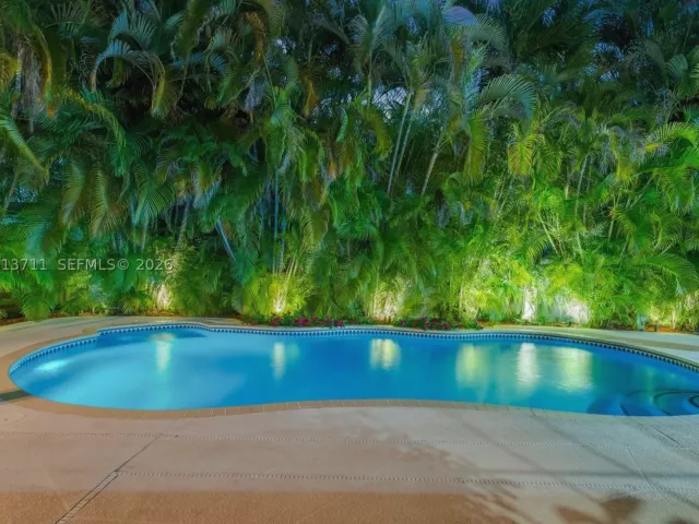 3-bedroom home for sale in Miami - 6651 SW 148th Court - MondialRealty