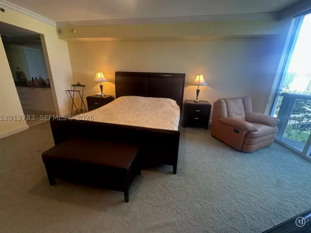 2-bedroom condo for rent in Sunny Isles Beach - 18911 Collins Ave 1602 - MondialRealty