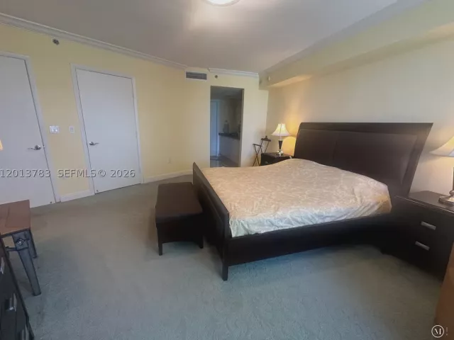 2-bedroom condo for rent in Sunny Isles Beach - 18911 Collins Ave 1602 - MondialRealty