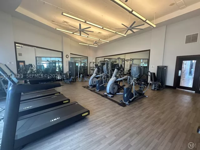 2-bedroom condo for rent in Sunny Isles Beach - 18911 Collins Ave 1602 - MondialRealty