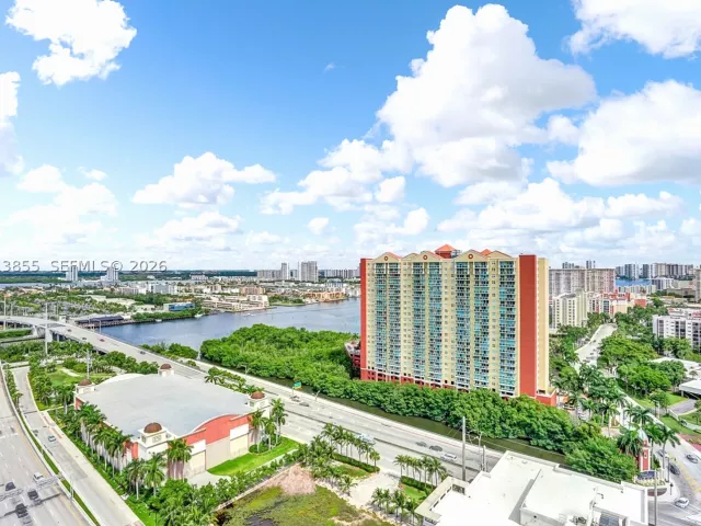 2-bedroom condo for sale in Sunny Isles Beach - 330 Sunny Isles Blvd 5-2205 - MondialRealty