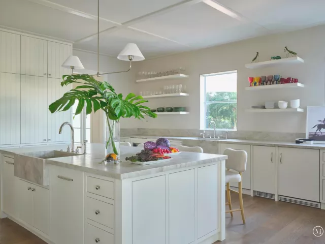 5-bedroom home for sale in West Palm Beach - 6709 S Flagler Drive - MondialRealty