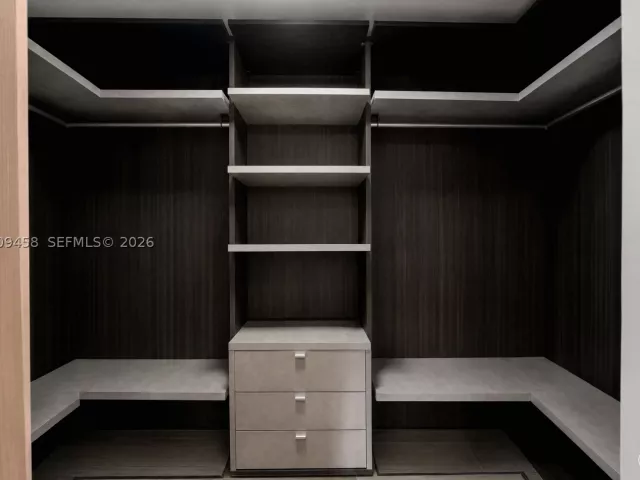 3-bedroom condo for rent in Miami - 801 S Miami Ave 3109 - MondialRealty