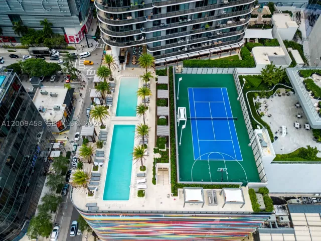 3-bedroom condo for rent in Miami - 801 S Miami Ave 3109 - MondialRealty