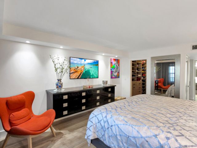 2-bedroom condo for sale in Fort Lauderdale - 1901 N Ocean Boulevard 16a - MondialRealty