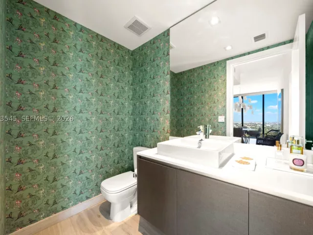 2-bedroom condo for sale in Miami - 1451 Brickell Ave 4103 - MondialRealty