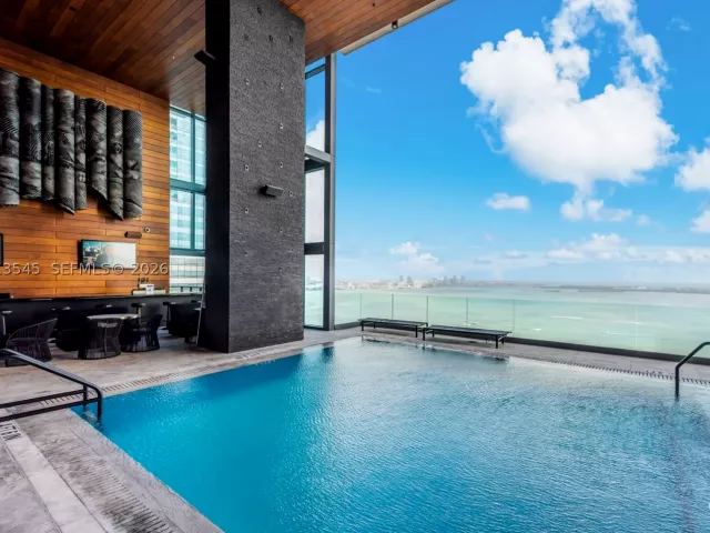 2-bedroom condo for sale in Miami - 1451 Brickell Ave 4103 - MondialRealty
