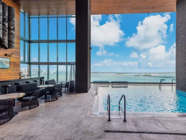 2-bedroom condo for sale in Miami - 1451 Brickell Ave 4103 - MondialRealty