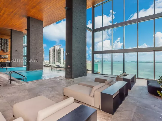2-bedroom condo for sale in Miami - 1451 Brickell Ave 4103 - MondialRealty