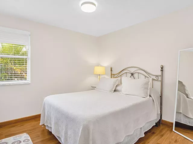 3-bedroom home for rent in Miami - 9904 SW 117th Pl - MondialRealty