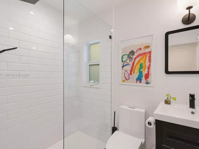 3-bedroom home for rent in Miami - 674 NE 67th St - MondialRealty